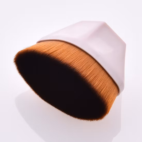 卸売新着合成繊維ファンデーションブラシ化粧ブラシ保護ケース付き